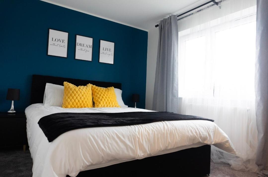 Stylish House With Private Parking Βίλα Γλασκώβη Εξωτερικό φωτογραφία