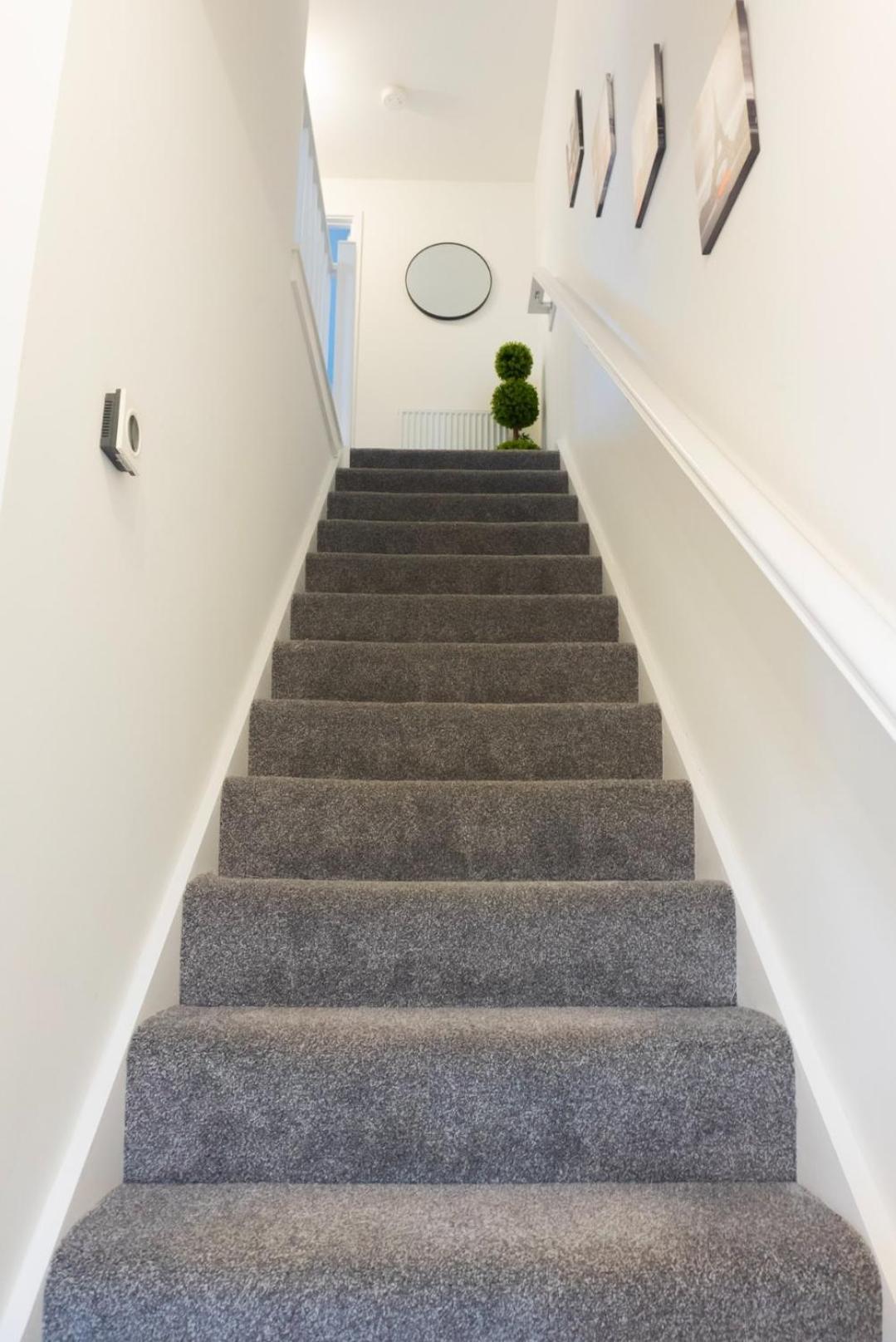 Stylish House With Private Parking Βίλα Γλασκώβη Εξωτερικό φωτογραφία